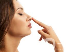 硅胶隆鼻是*的吗 硅胶隆鼻能保持几年？