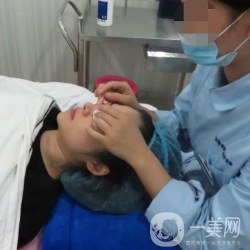 广州南方医院去眼袋费用多少?2020整形价格表一览