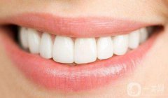 上海做贵金属烤瓷牙多少钱