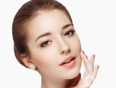 自体脂肪填充脸颊多少钱？