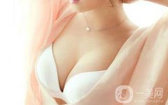 【科普】那些情况下需要做隆胸修复?