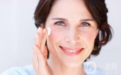 怎样去皱纹眼部皱纹？哪种方式比较好？