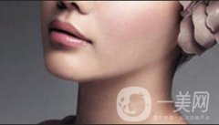 双下巴抽脂术副作用不可怕，注意这些就行了