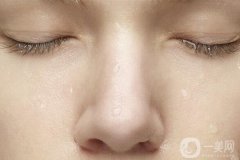 手术去眼袋的两种方法？那种好？