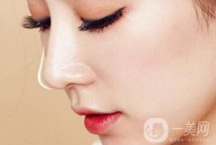 硅胶隆鼻材料和膨体材料那个好？