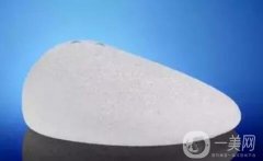 水滴型假体隆胸怎么样？和圆形假体隆胸那个好？