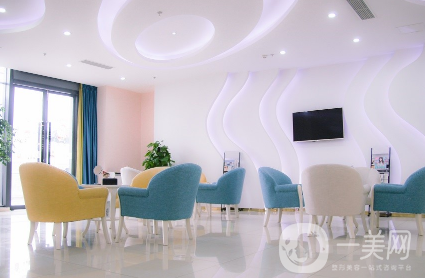 成都星范医疗美容门诊