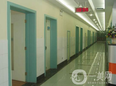 济南市中心医院整形科