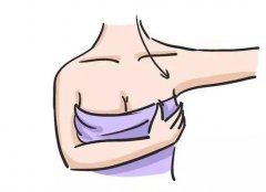 乳房下垂的原因什么？上提的操作步骤？
