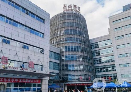 上海长海医院隆胸多少钱?2025收费标准及案例分享