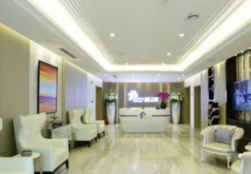 深圳做隆鼻整形医院排行榜前八强对比！每个都很有实力且价格正规透明