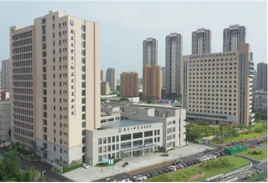南昌大学附一院.jpg
